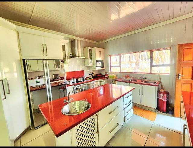 4 BEDROOM HOUSE FOR SALE IN BRACKENDOWNS